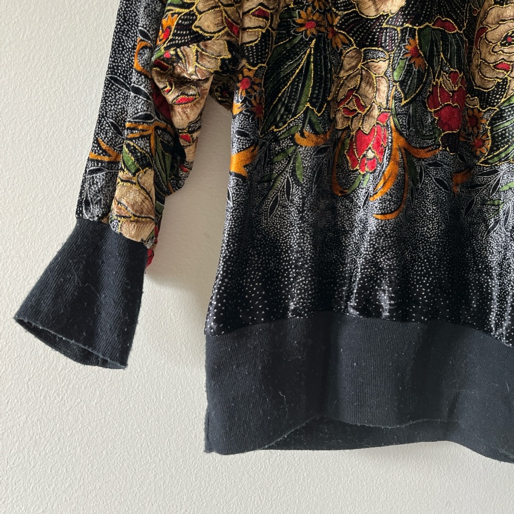 Floral Patterned Sweater - Picture 3 of 4